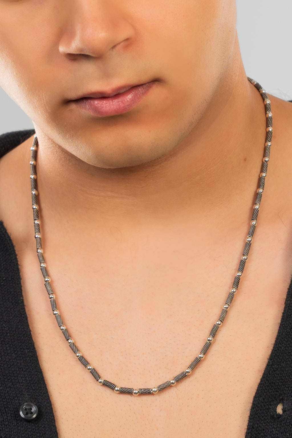 Silver 925 Oxidized Mesh & Bead Station Necklace