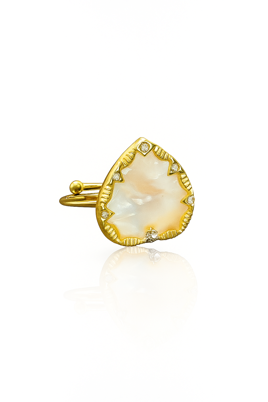 Haidy Handmade Elegant Gold Ring with Mother of Pearl