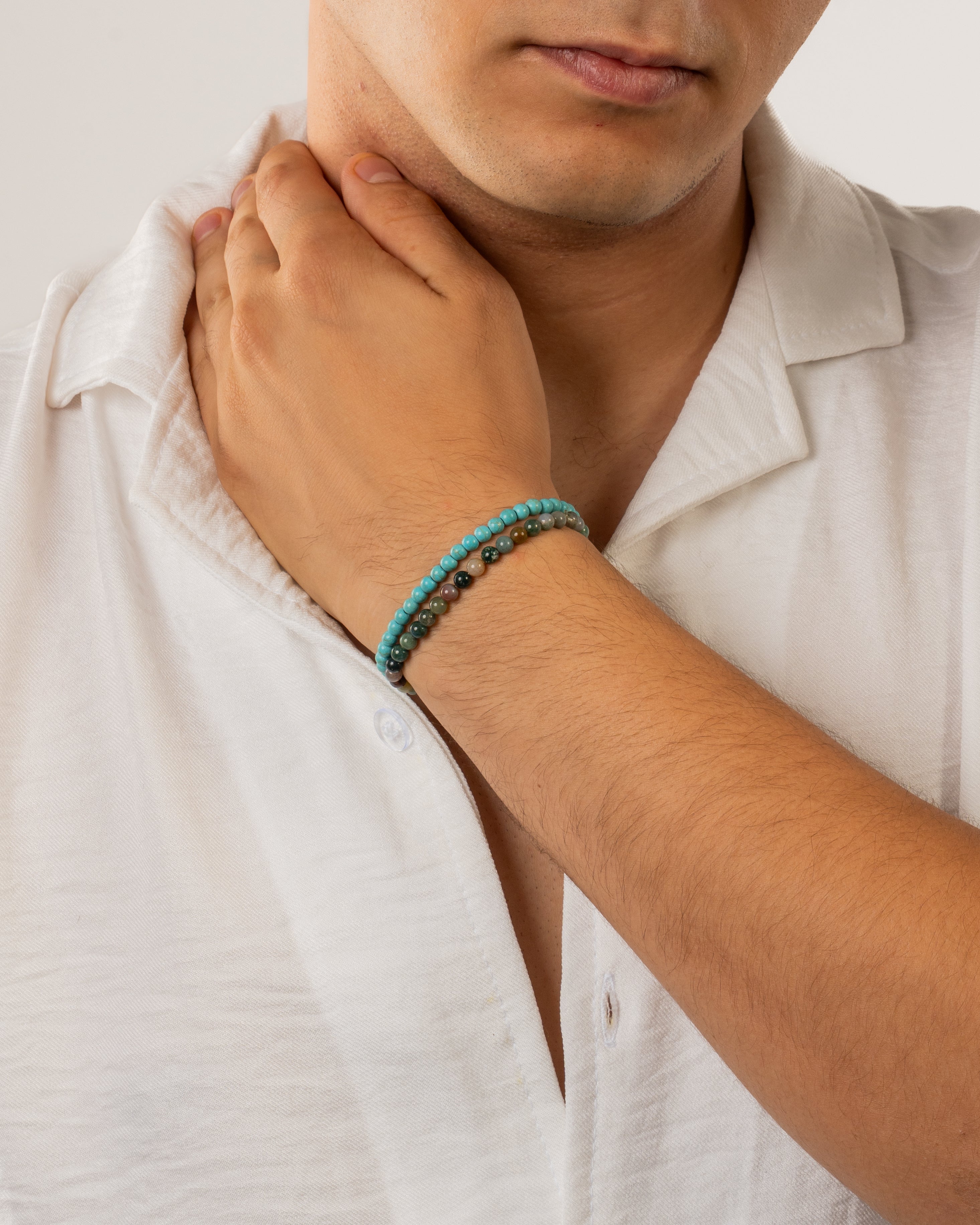 Handmade Turquoise Beaded Bracelet - Image 2