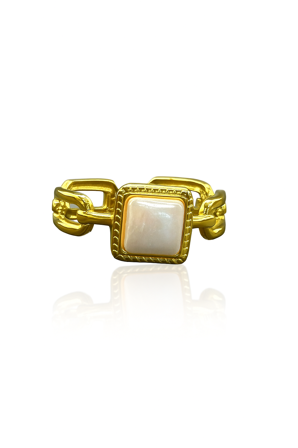 Gold Link Ring with Square Pearl - Image 2
