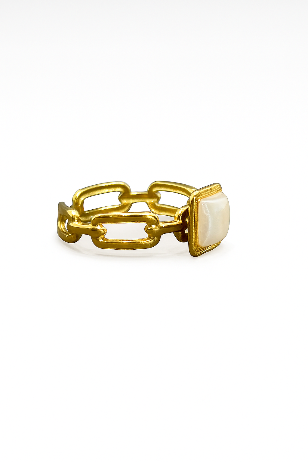 Gold Link Ring with Square Pearl - Image 3